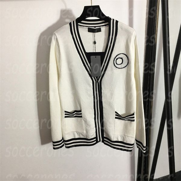 letter embroidery womens t shirt sweaters autumn spring warm knit cardigan fashion long sleeve sweater 2 color
letter embroidery womens t shirt sweaters autumn spring warm knit cardigan fashion long sleeve sweater 2 color