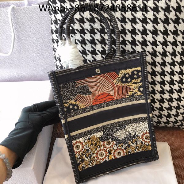 women's bag 7a high end handbag classic fashion leisure business entertainment
women's bag 7a high end handbag classic fashion leisure business entertainment