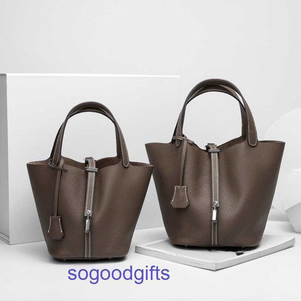 women's designer bags genuine leather picotin lock herme handbags tote bag bag 2022 new fashion leather vegetable basket women's b
women's designer bags genuine leather picotin lock herme handbags tote bag bag 2022 new fashion leather vegetable basket women's b