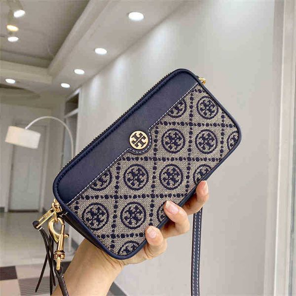 luxuries designers burchs handbag torys tote bag crossbody designer women handbags tbs shoulder totes bags tb purses wallet torrys 857f
luxuries designers burchs handbag torys tote bag crossbody designer women handbags tbs shoulder totes bags tb purses wallet torrys 857f
