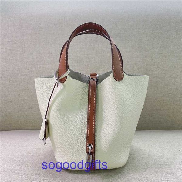 women's designer bags genuine leather picotin lock herme handbags tote bag 2022 new leather layer cow lychee pattern color matching veg
women's designer bags genuine leather picotin lock herme handbags tote bag 2022 new leather layer cow lychee pattern color matching veg