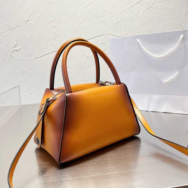 cross body leather hobo shoulder bags women handbags boston bowling bag famous leather letters purses female handbags 220818
cross body leather hobo shoulder bags women handbags boston bowling bag famous leather letters purses female handbags 220818