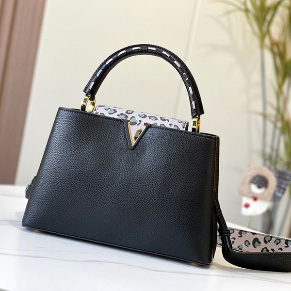 leopard flap shoulder bags m58575 crossbody messenger bag women handbags purse clemence cowhide genuine leather quality removable wide strap
leopard flap shoulder bags m58575 crossbody messenger bag women handbags purse clemence cowhide genuine leather quality removable wide strap