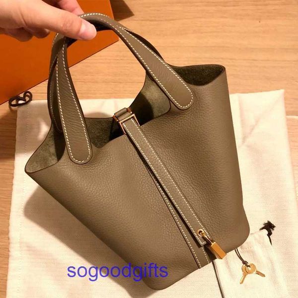 women's designer bags genuine leather picotin lock herme handbags tote bag first layer cowhide fashion vegetable basket bag 2022 women&
women's designer bags genuine leather picotin lock herme handbags tote bag first layer cowhide fashion vegetable basket bag 2022 women&