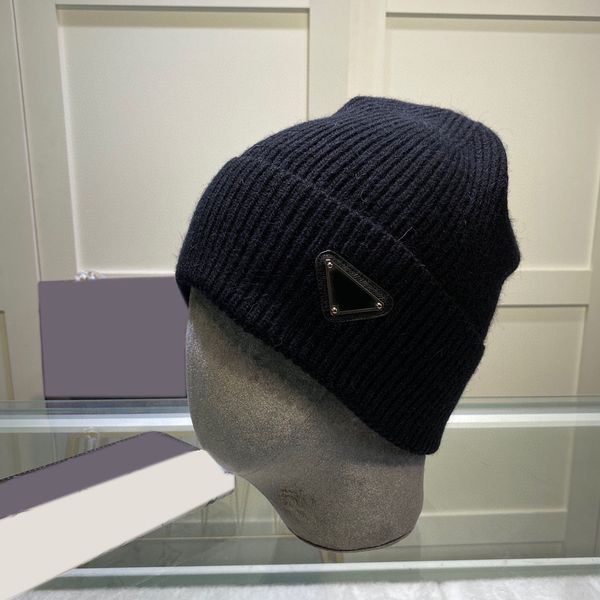 classic designers luxurys winter beanie men and women fashion design knitted caps autumn, Blue;gray
classic designers luxurys winter beanie men and women fashion design knitted caps autumn, Blue;gray