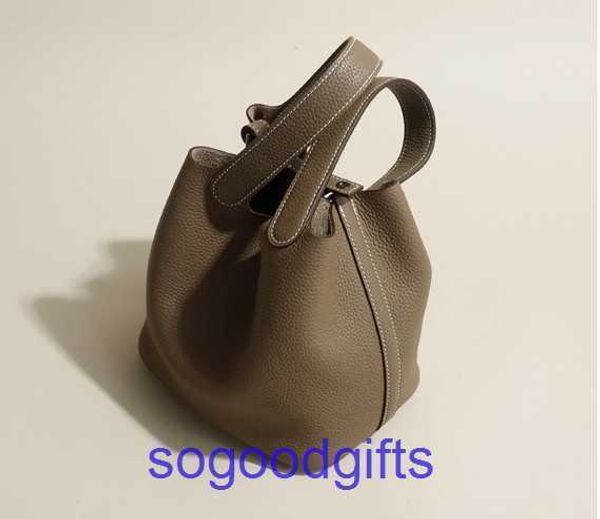 women's designer bags genuine leather picotin lock herme handbags tote bag yindao bag 2022 new full skin bucket cabe basket portable wo
women's designer bags genuine leather picotin lock herme handbags tote bag yindao bag 2022 new full skin bucket cabe basket portable wo