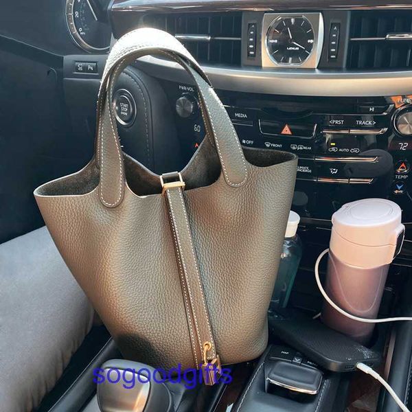 women's designer bags genuine leather picotin lock herme handbags tote bag vegetable basket bag head layer cowhide portable bucket larg
women's designer bags genuine leather picotin lock herme handbags tote bag vegetable basket bag head layer cowhide portable bucket larg