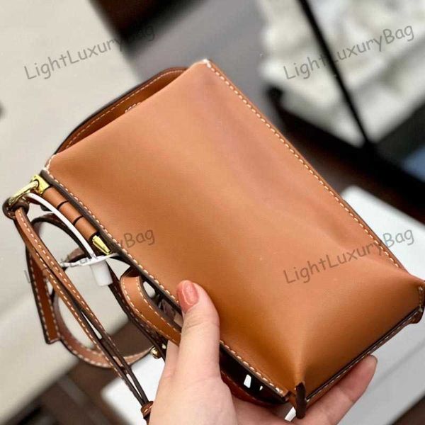 5a fashion mobile phone bag designer leather wallet convenient crossbody for women classic famous brand shopping purses 220204
5a fashion mobile phone bag designer leather wallet convenient crossbody for women classic famous brand shopping purses 220204