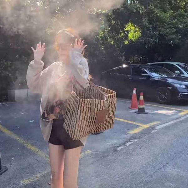 waist bag season new royvey same style basket straw bag hand-woven holiday one-shoulder hand-held exquisite bag
waist bag season new royvey same style basket straw bag hand-woven holiday one-shoulder hand-held exquisite bag