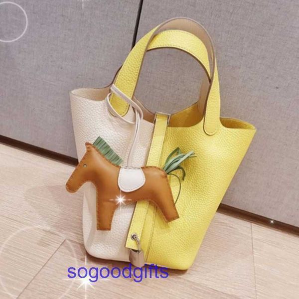 women's designer bags genuine leather picotin lock herme handbags tote bag 2022 new color matching vegetable basket bucket bag fashion
women's designer bags genuine leather picotin lock herme handbags tote bag 2022 new color matching vegetable basket bucket bag fashion