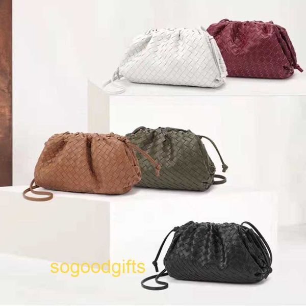 pouch designer bag bottegas handbags women venetas clutch bags woven net red envelope female 2022 new foreign style cowh
pouch designer bag bottegas handbags women venetas clutch bags woven net red envelope female 2022 new foreign style cowh