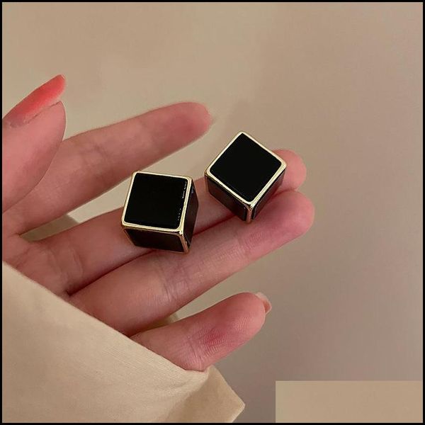 stud stud korean fashion simple sier needle earring for women geometric square ladys party ladies jewelry giftstud drop del bdegarden dhszn, Golden;silver
stud stud korean fashion simple sier needle earring for women geometric square ladys party ladies jewelry giftstud drop del bdegarden dhszn, Golden;silver