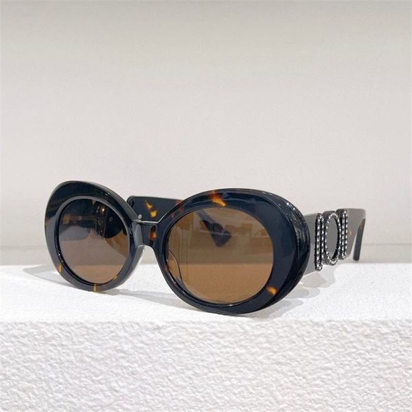 luxury designer sunglasses small frame shaped v decorative sunglasses men women brand optical frames glasses beach diamond cutting legs brow, White;black
luxury designer sunglasses small frame shaped v decorative sunglasses men women brand optical frames glasses beach diamond cutting legs brow, White;black