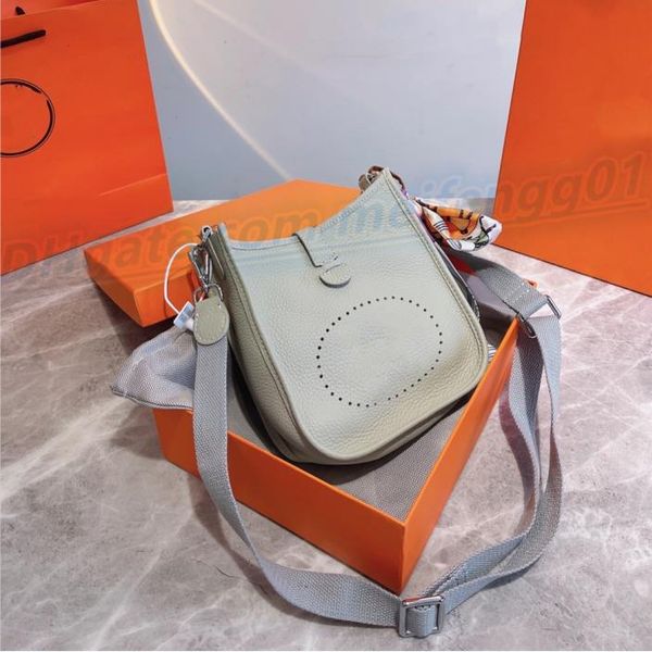 genuine leather shoulder bags handbag leathers handbags luxury designe wallet womens handbag tote cosmetic bag purses
genuine leather shoulder bags handbag leathers handbags luxury designe wallet womens handbag tote cosmetic bag purses