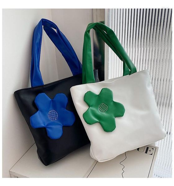 evening bags high capacity handbag female 2022 trendy flower portable single shoulder tote bag femme
evening bags high capacity handbag female 2022 trendy flower portable single shoulder tote bag femme