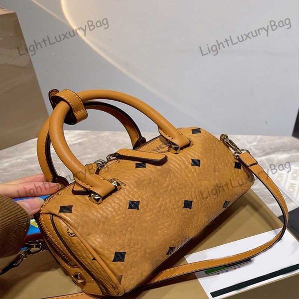 fashion pillow bag designer leather wallet eye-catching retro crossbody for women classic famous brand shopping purses 220205
fashion pillow bag designer leather wallet eye-catching retro crossbody for women classic famous brand shopping purses 220205