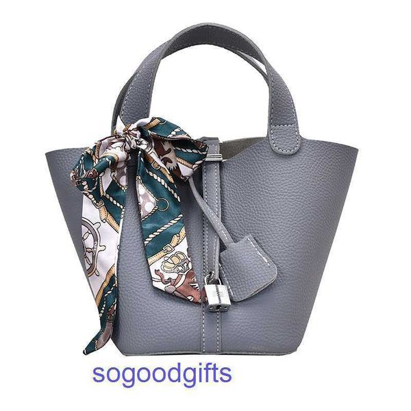 women's designer bags genuine leather picotin lock herme handbags tote bag 2022 new simple fashion portable women's bag silk scarf
women's designer bags genuine leather picotin lock herme handbags tote bag 2022 new simple fashion portable women's bag silk scarf