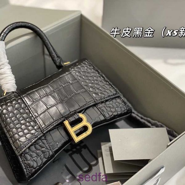 luxury designer bags balencigas genuine leather ladies shoulder crossbody handbags new color upgraded crocodile leather messenger women'
luxury designer bags balencigas genuine leather ladies shoulder crossbody handbags new color upgraded crocodile leather messenger women'