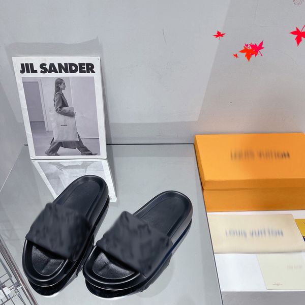 2023 paris womens slippers beautiful scuffs shoes summer sandals beach slides slippers ladies flip flops loafers black navy embroidered with
2023 paris womens slippers beautiful scuffs shoes summer sandals beach slides slippers ladies flip flops loafers black navy embroidered with