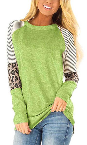 2022 autumn winter new fashion women's leopard print round neck long sleeve color matching slim fit t-shirt, White
2022 autumn winter new fashion women's leopard print round neck long sleeve color matching slim fit t-shirt, White