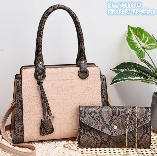 factory direct women shoulder bag elegant atmosphere contrast retro stone leather backpack personality snake handbags classic printed handba
factory direct women shoulder bag elegant atmosphere contrast retro stone leather backpack personality snake handbags classic printed handba