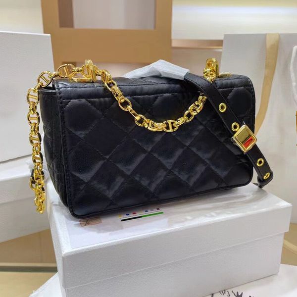 designer handbags genuine leather shoulder bags women luxurys embroidery lattice fashion bag female clutch black beige quality gold chain gi
designer handbags genuine leather shoulder bags women luxurys embroidery lattice fashion bag female clutch black beige quality gold chain gi