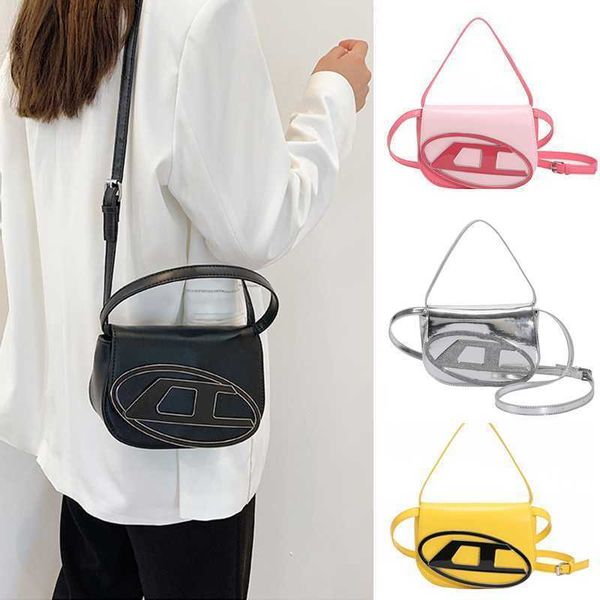 half moon fashion women shoulder bags simple design stylish chic underarm bag 2022 new tote handbags purse
half moon fashion women shoulder bags simple design stylish chic underarm bag 2022 new tote handbags purse