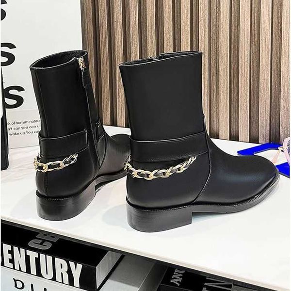 designer boots net red new style women autumn winter british chain boots thick heel leather high tube long tube, Black
designer boots net red new style women autumn winter british chain boots thick heel leather high tube long tube, Black