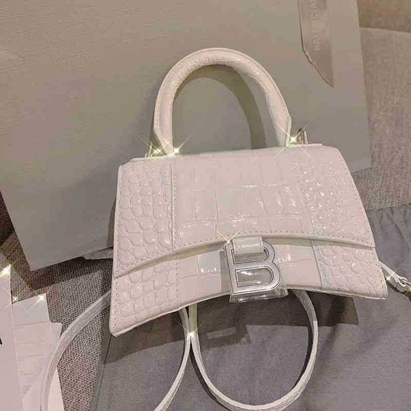 balencalgass handbags designer luxurys family b bag women 2022 fashion hourglass leather women's light luxurys brand one shoulder messe
balencalgass handbags designer luxurys family b bag women 2022 fashion hourglass leather women's light luxurys brand one shoulder messe