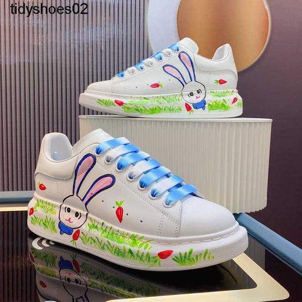 glamour mcqueenss male star same style lovers camouflage graffiti lace up muffin thick soled sports casual skates
glamour mcqueenss male star same style lovers camouflage graffiti lace up muffin thick soled sports casual skates
