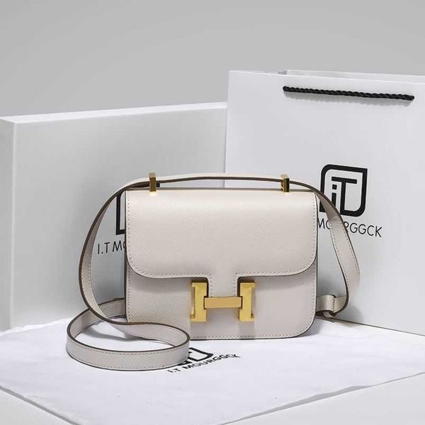 designer constanc bags herme leather womens bag 2022 new fashion hbutton kangkang advanced feeling stewardess single shoulder messenger ar p
designer constanc bags herme leather womens bag 2022 new fashion hbutton kangkang advanced feeling stewardess single shoulder messenger ar p