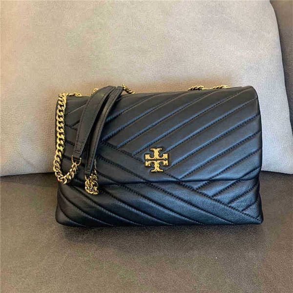 bags luxury torysburchs designer handbag car style women's bag sheepskin line lingge chain medium single shoulder crossbody simple squa
bags luxury torysburchs designer handbag car style women's bag sheepskin line lingge chain medium single shoulder crossbody simple squa