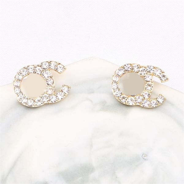 cute 18k gold plated luxury brand designers letters stud clip chain geometric famous women 925 silver crystal rhinestone pearl ear2776, Golden;silver
cute 18k gold plated luxury brand designers letters stud clip chain geometric famous women 925 silver crystal rhinestone pearl ear2776, Golden;silver