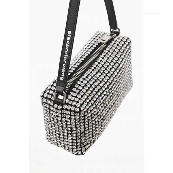 alexanders designer evening bag clutch wrist handbag aw diamond flash full armpit handle small square female white hv3u
alexanders designer evening bag clutch wrist handbag aw diamond flash full armpit handle small square female white hv3u