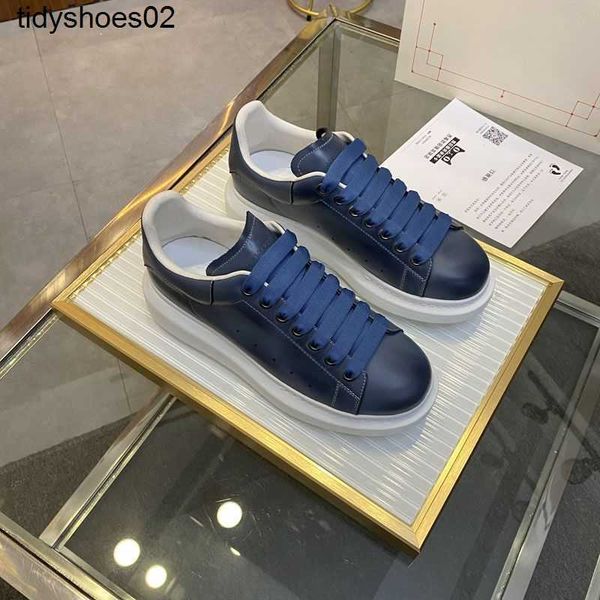 mcqueenss sting men's shoes leather thick soled lightweight men's casual board shoes fashion versatile luxury high end fashion sho
mcqueenss sting men's shoes leather thick soled lightweight men's casual board shoes fashion versatile luxury high end fashion sho
