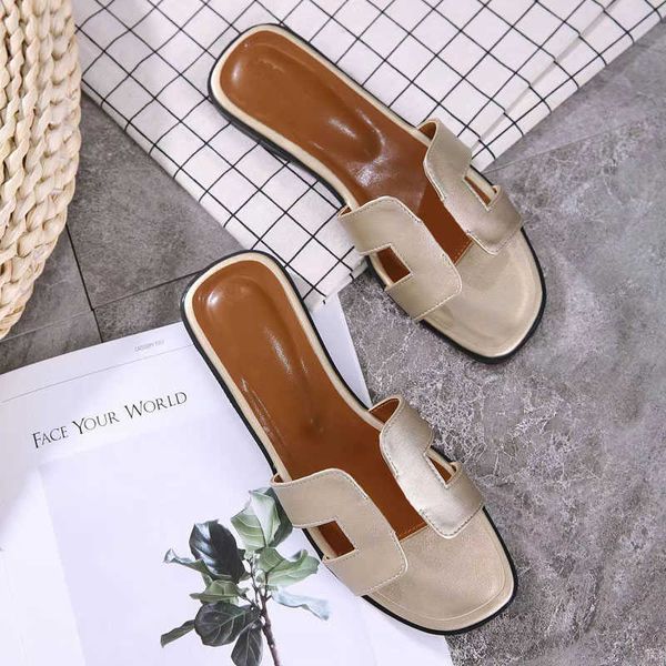 wholesale designer shoes skateboard sneakers slippers runnings sport outside classic casual men women leather embroidered ace bee black whit
wholesale designer shoes skateboard sneakers slippers runnings sport outside classic casual men women leather embroidered ace bee black whit
