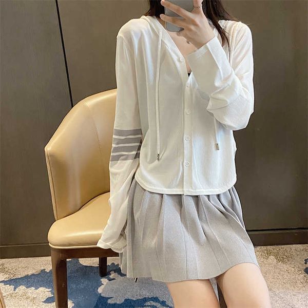 men's t-shirts summer tb four-bar short hooded sunscreen clothing ice linen knitted loose and thin coat top, White;black
men's t-shirts summer tb four-bar short hooded sunscreen clothing ice linen knitted loose and thin coat top, White;black