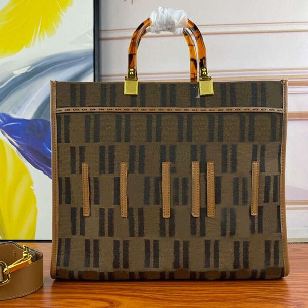 luxury saddle crossbody fends bags for womens multicolor handbag designer sling bag baguette tote shoulder purses woman 7a fashion wallet 3g
luxury saddle crossbody fends bags for womens multicolor handbag designer sling bag baguette tote shoulder purses woman 7a fashion wallet 3g