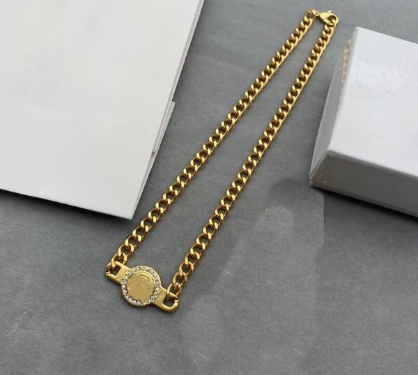 2022 european and american letter necklace rhinestone brass material temperament wild collarbone chain bracelet set, Silver
2022 european and american letter necklace rhinestone brass material temperament wild collarbone chain bracelet set, Silver