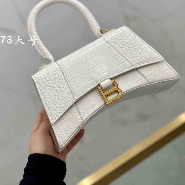 designer balencigas trendy bags crocodile portable family hourglass crescent messenger
designer balencigas trendy bags crocodile portable family hourglass crescent messenger