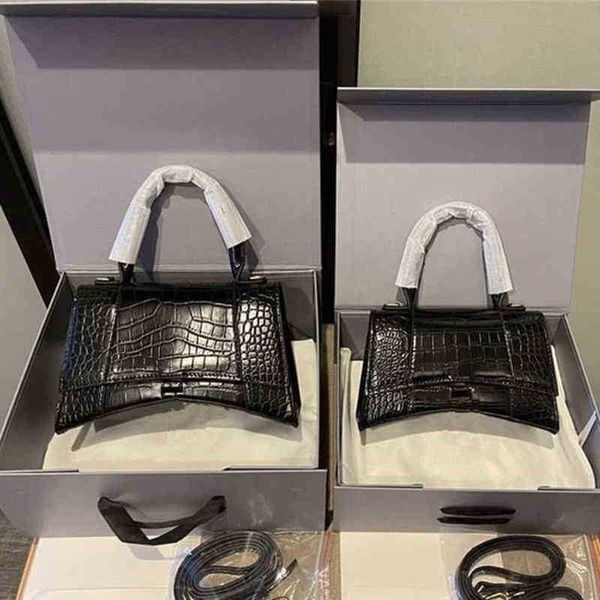 designer balencigas trendy bags women hourglass leather bag crocodile shoulder ladies
designer balencigas trendy bags women hourglass leather bag crocodile shoulder ladies