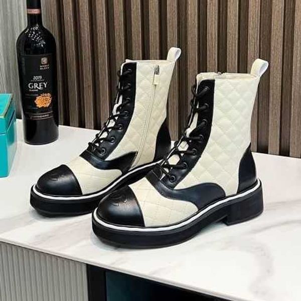 designer boots new calfskin diamond plaid lace up martin boots leather anti slip simple fashion short boot, Black
designer boots new calfskin diamond plaid lace up martin boots leather anti slip simple fashion short boot, Black