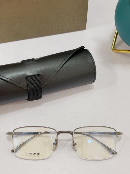 womens eyeglasses frame clear lens men sun gasses fashion style protects eyes uv400 with case 801, Silver
womens eyeglasses frame clear lens men sun gasses fashion style protects eyes uv400 with case 801, Silver