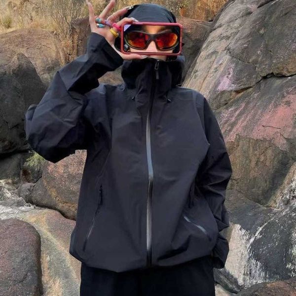 22ss arc jacket designer hoodie men women outdoor hard shell jackets windproof waterproof breathable casual cardigan bird home, Black;brown
22ss arc jacket designer hoodie men women outdoor hard shell jackets windproof waterproof breathable casual cardigan bird home, Black;brown