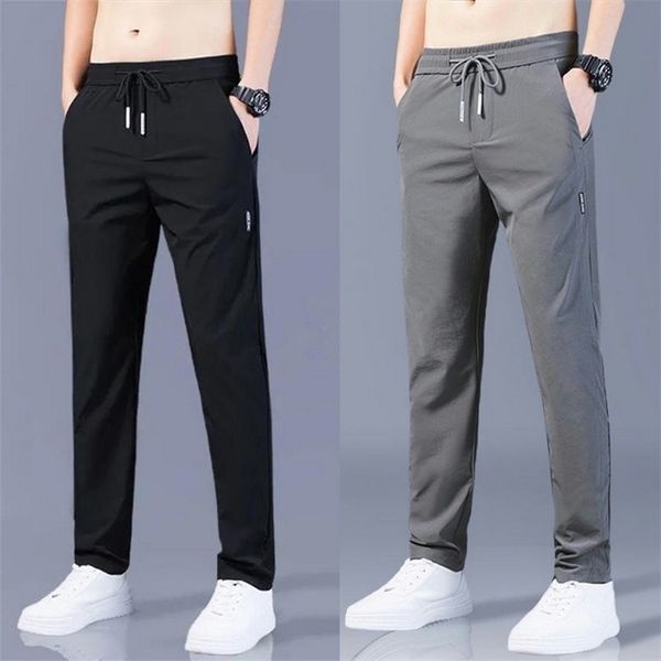 mens pants men casual trousers spring summer solid color fashion pocket applique full length casual work pants men straight pantalon 220929, Black
mens pants men casual trousers spring summer solid color fashion pocket applique full length casual work pants men straight pantalon 220929, Black