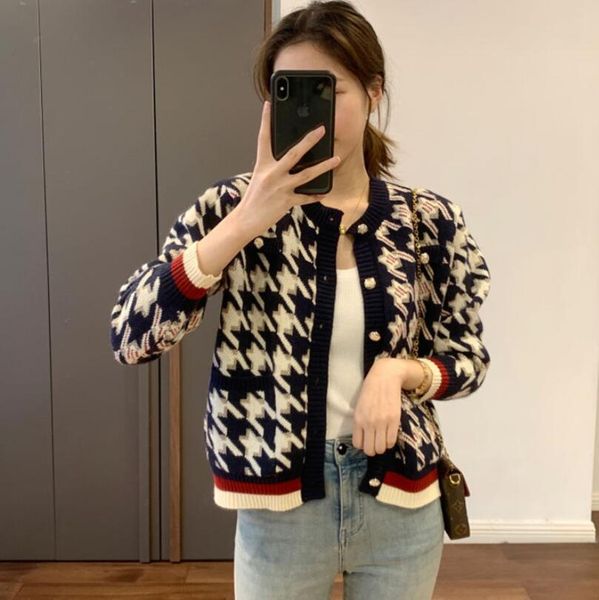 women sweaters luxury designer new coat small fragrance style temperament jacket sweater female top, White;black
women sweaters luxury designer new coat small fragrance style temperament jacket sweater female top, White;black