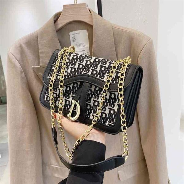65% factory street trend personalized chain classic letter embossed single shoulder diagonal women's bag2444
65% factory street trend personalized chain classic letter embossed single shoulder diagonal women's bag2444