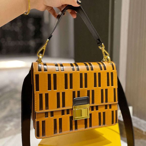 luxury saddle crossbody fends bags for womens multicolor handbag designer sling bag baguette tote shoulder purses woman 7a fashion wallet u6
luxury saddle crossbody fends bags for womens multicolor handbag designer sling bag baguette tote shoulder purses woman 7a fashion wallet u6