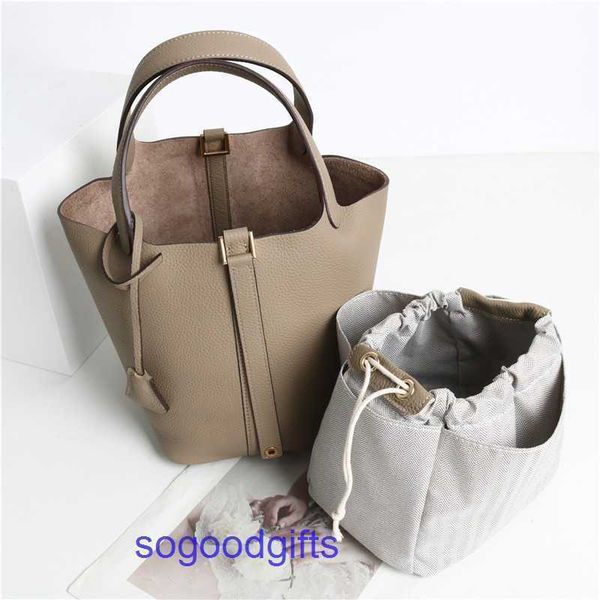 women's designer bags genuine leather picotin lock herme handbags tote bag togo cowhide basket 2022 new fashion soft bucket bag handle
women's designer bags genuine leather picotin lock herme handbags tote bag togo cowhide basket 2022 new fashion soft bucket bag handle