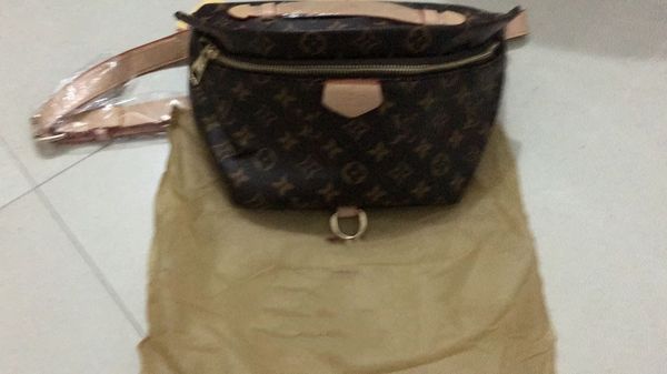 2017new pu waist bags women fanny pack bags bum bag belt money phone handy purse solid travel #1188
2017new pu waist bags women fanny pack bags bum bag belt money phone handy purse solid travel #1188